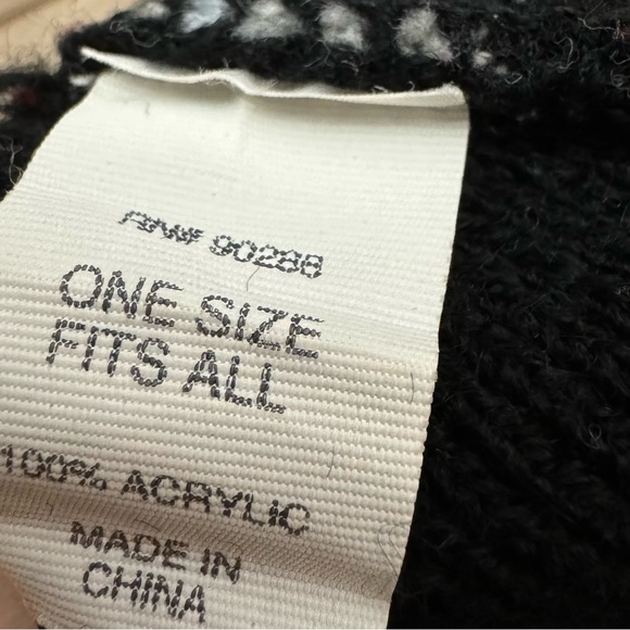 Adidas Derrick Rose Logo Knit Cuff Pom Beanie Men’s Women’s Grey Red Black OSFA - Picture 8 of 9